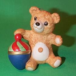 1983 Cinnamon Bear #1 - With Top Hallmark Ornament