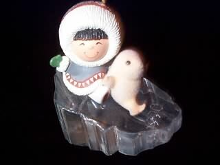 1990 Frosty Friends #11 - Slide And Seal - SDB Hallmark Ornament